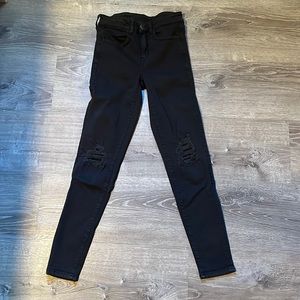 Women’s American Eagle black jeans skinny size 2